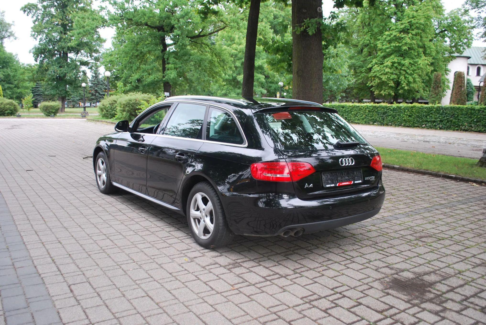 Audi A4 QUATTRO 4x4 Klim,a czujniki Parkowania ESP 2.0 TDI 143KM