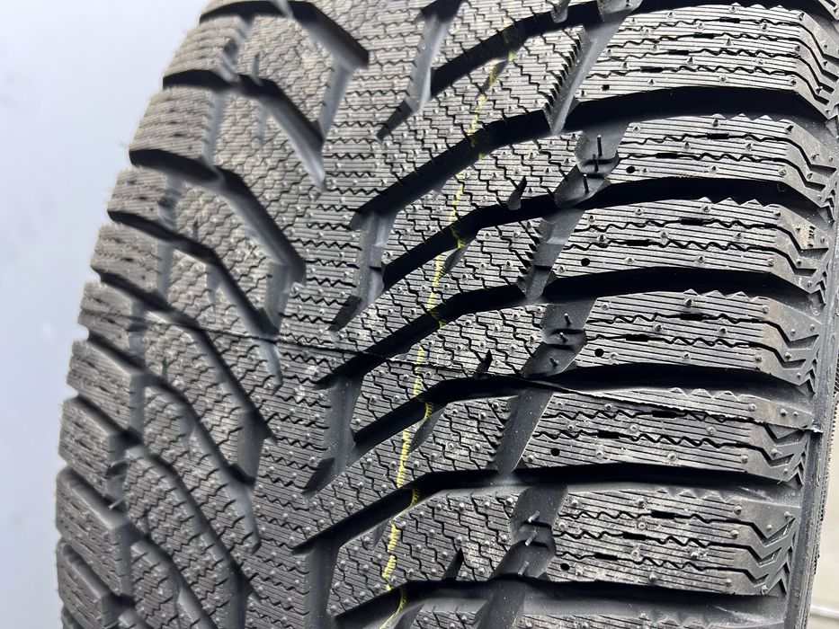 Нові шини 245 45 R18 Autogreen Snow Chaser 2 AW08 зима резина зимові