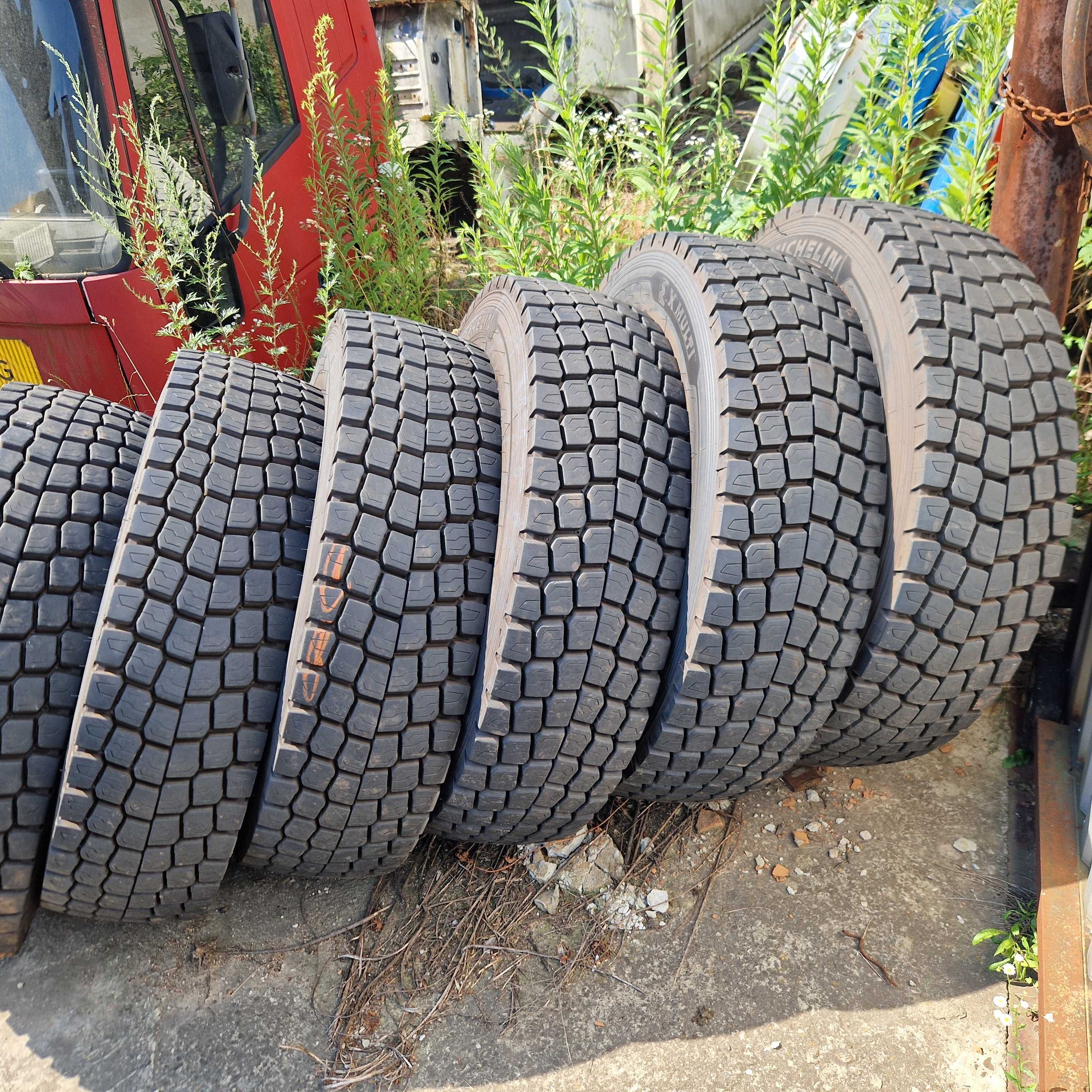 Грузові, вантажні шини 275 80 R22,5 Michelin (Мішелін) 6шт.