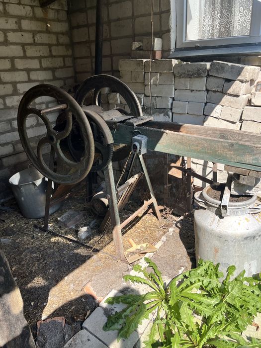 Продам січкарня, корморезка, дробілка