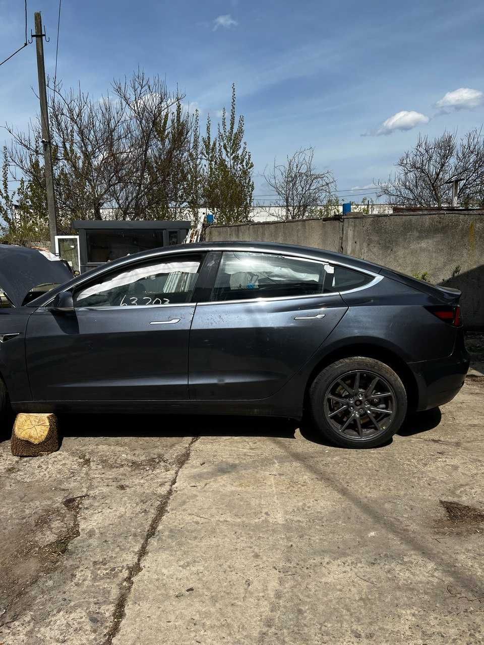 Розборка шрот Tesla 3 Тесла 3 Tesla model 3