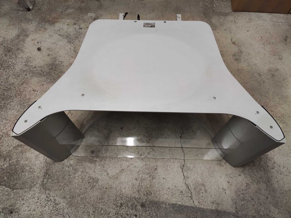 Mesa de tv e acessórios