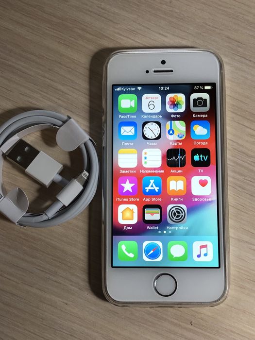 Iphone 5s 32Gb neverlock, акб 100%