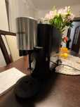 Sprzedam ekspres do kawy nesspreso xn89 atelier