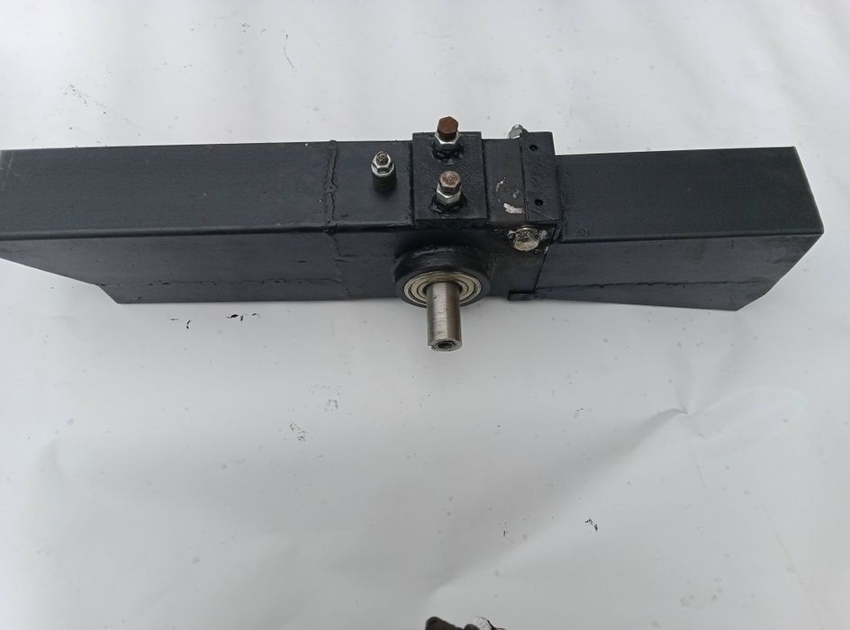 Подрібнювач гілок фрезерний ріжучий блок