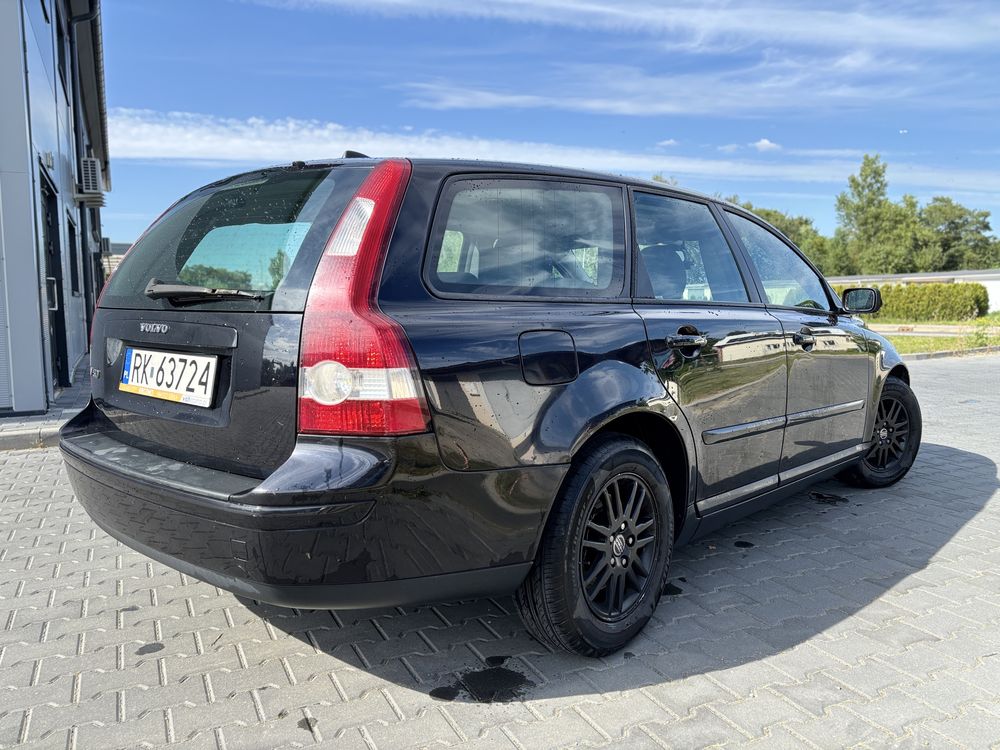 witam na sprzedaz Volvo v50