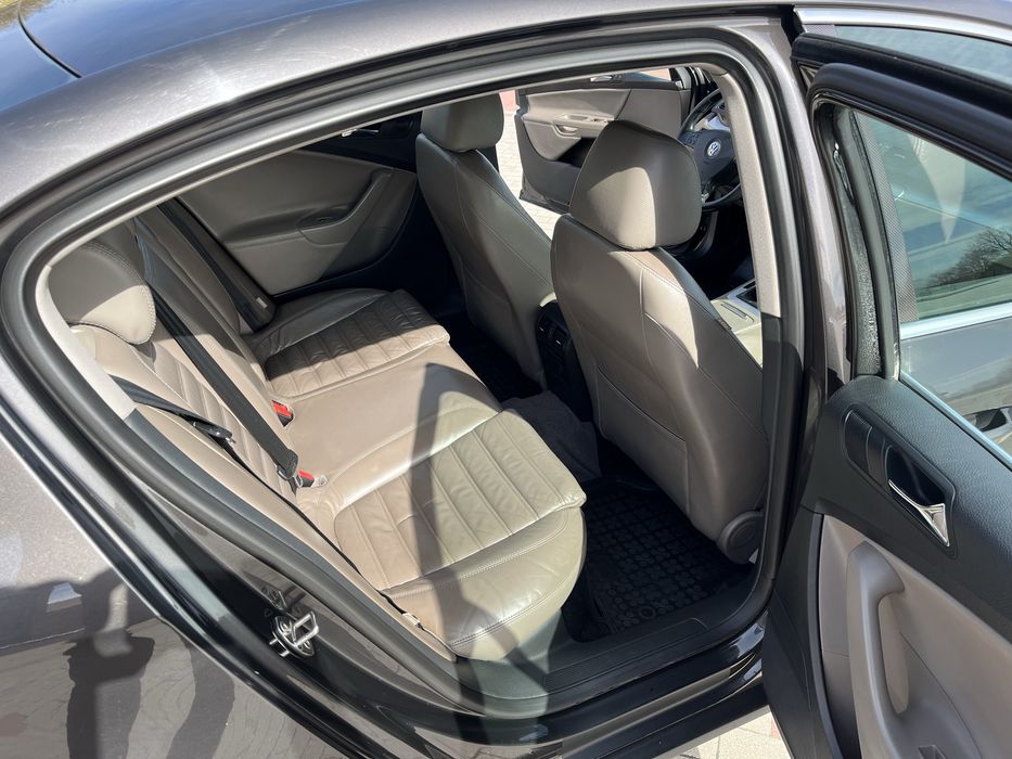 Passat B6 2.0 TDI 140KM HIGHLINE skóra zadbany!
