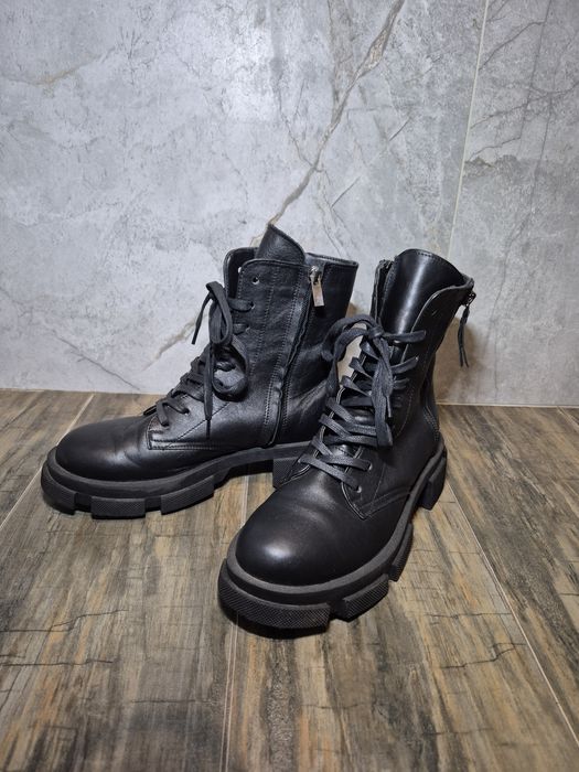 Шкіряні черевики 39 жіночі