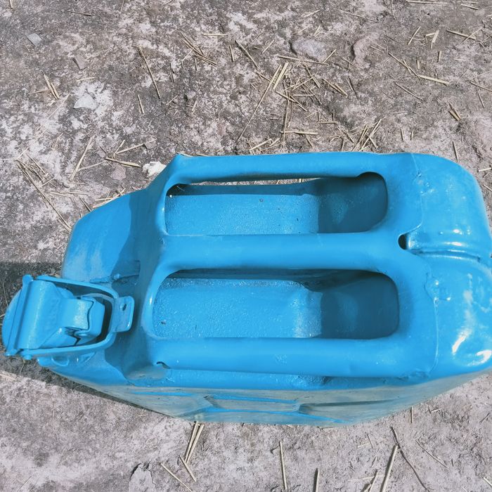 Каністра 20літрив