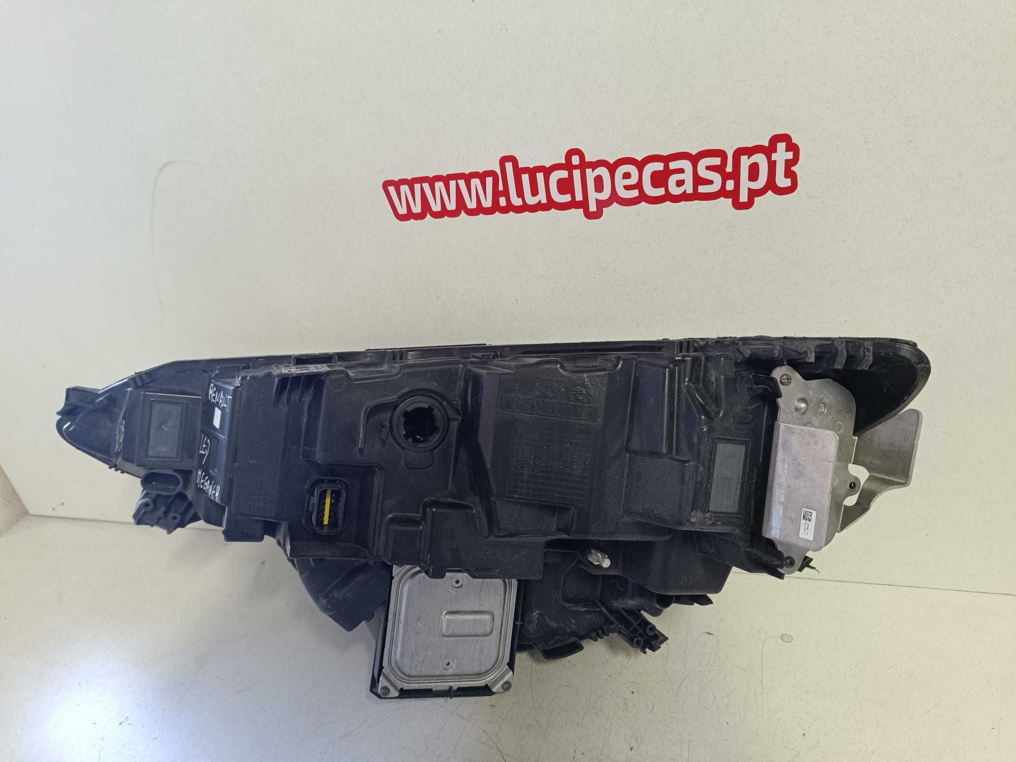 Ótica Dto Renault Megane IV 15-