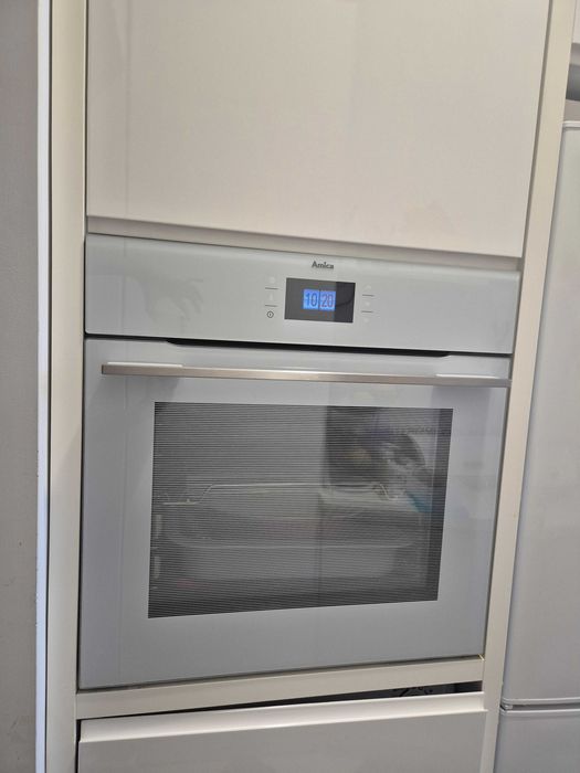 Piekarnik elektryczny do zabudowy AMICA