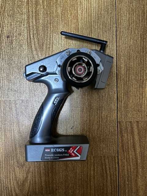Radiolink RC6GS V2 nadajnik RC 2.4 Ghz 6 kanałów + odbiornik z żyro