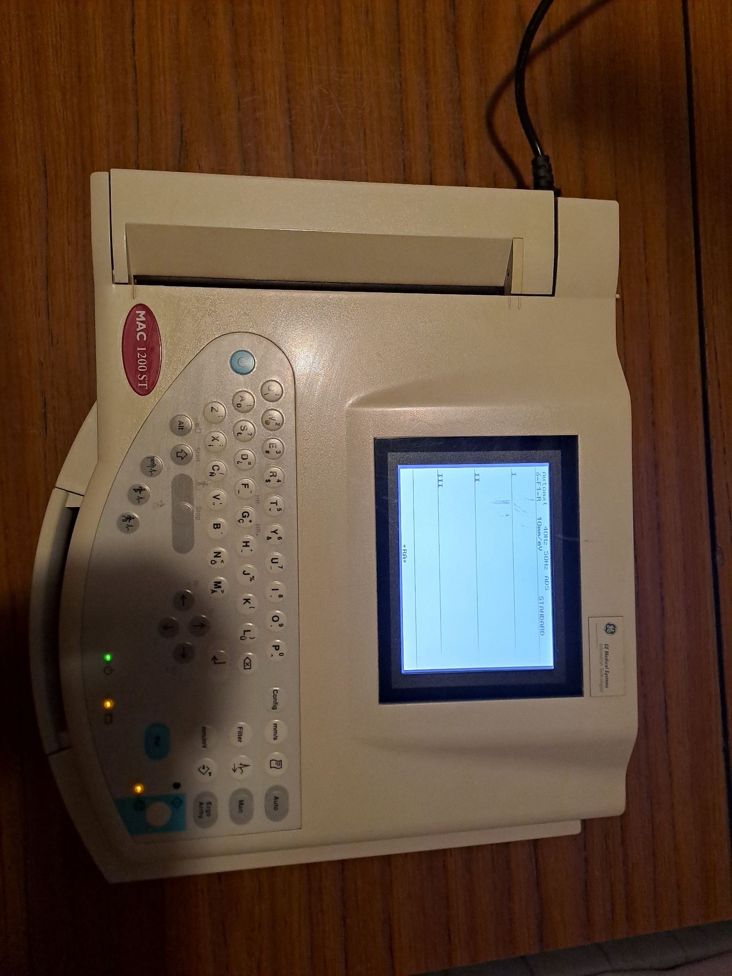 Ekg GE mac 1200st