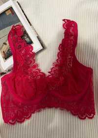 Бюстгальтер Hunkemoller 32B / 70B.