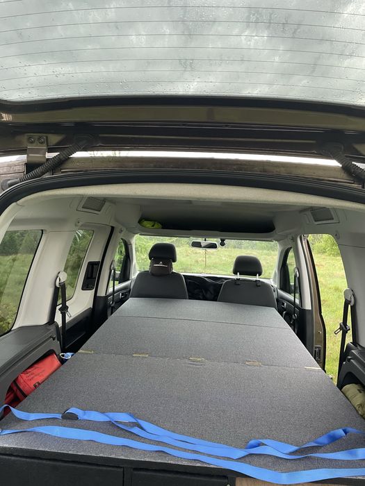 2025r pr vw caddy - kompletna lodowka, stacja, solar, namiot - camper