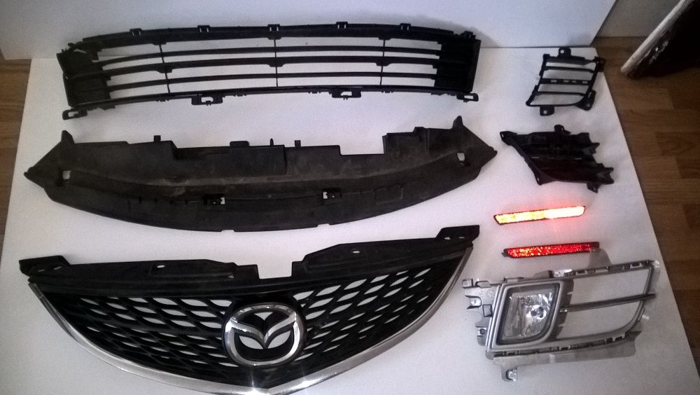 Grill mazda gh 6