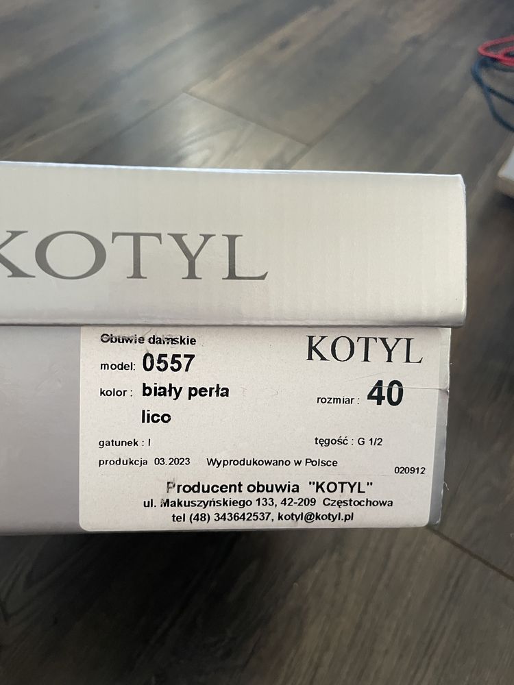 Buty ślubne Kotyl rozmiar 40