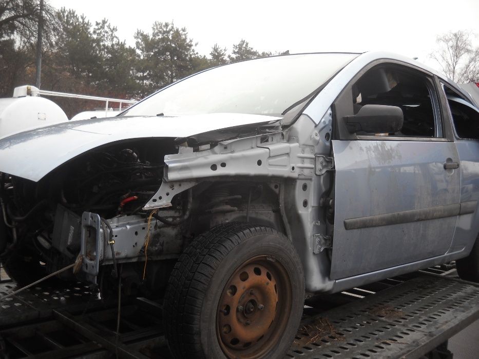 Ford Fiesta MK6 po lifcie 3drzwi 1.4 benzyna 16V 80KM na części