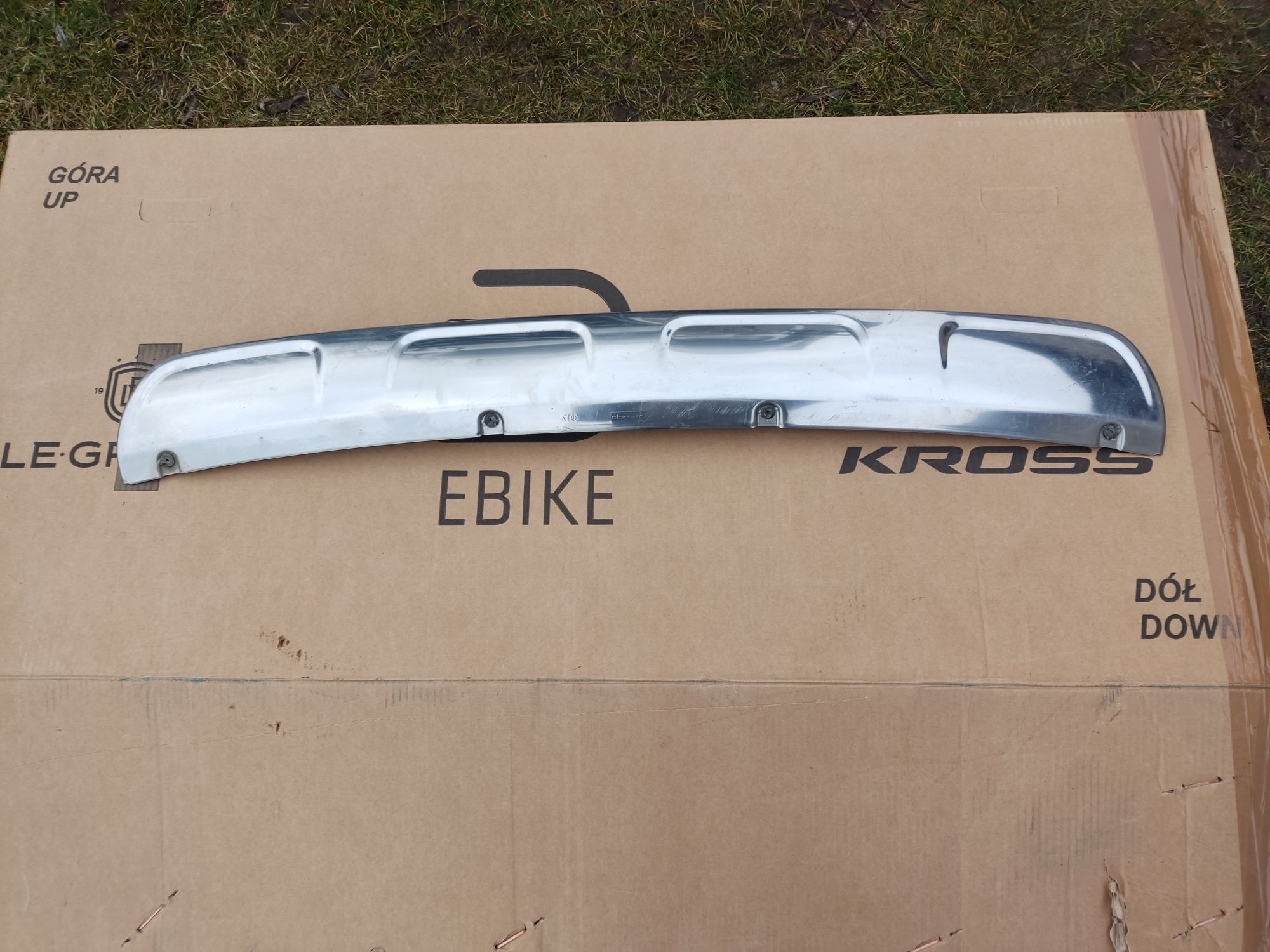 Dokładka spoiler zderzak Peugeot 508 RXH