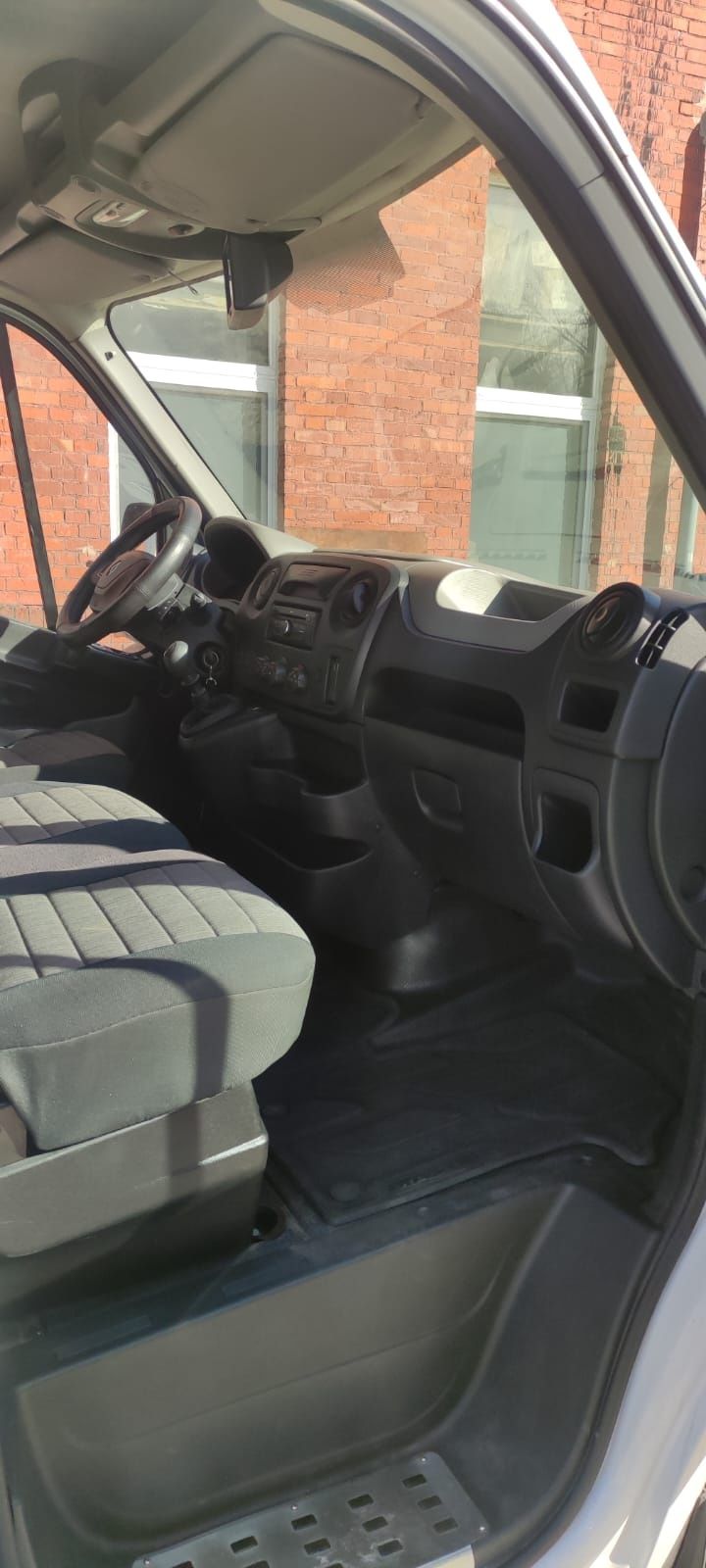 Renault Master L2H2