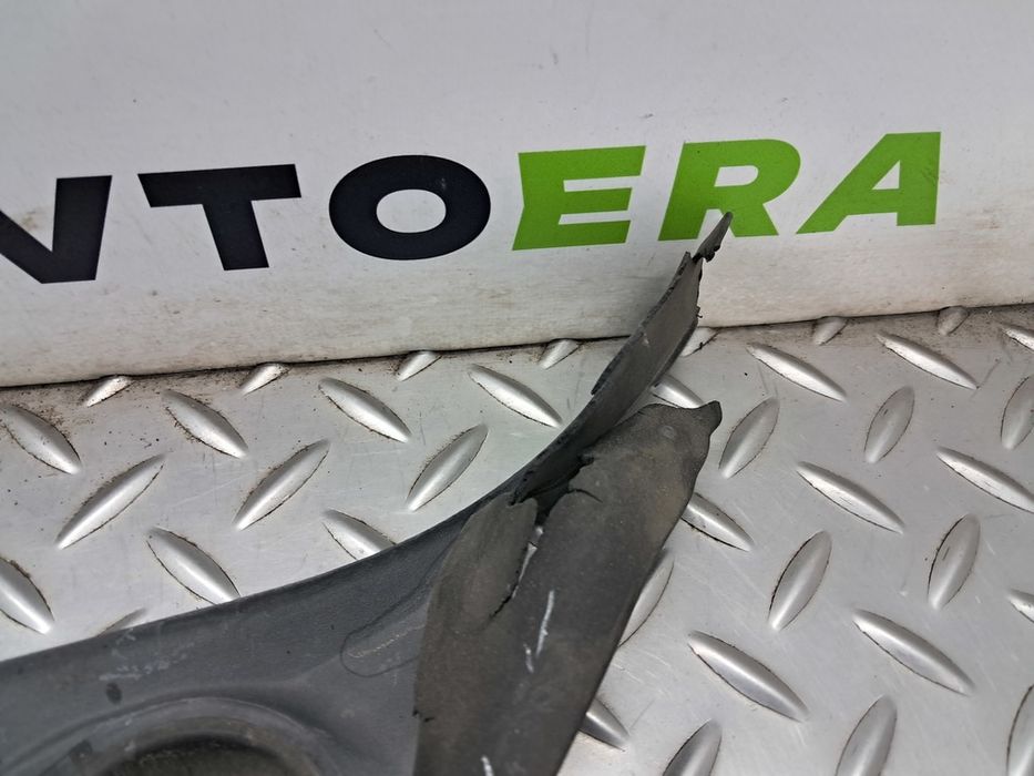 Решетка дворников (пластик) жабо BMW BMW X1 F48 51717350591