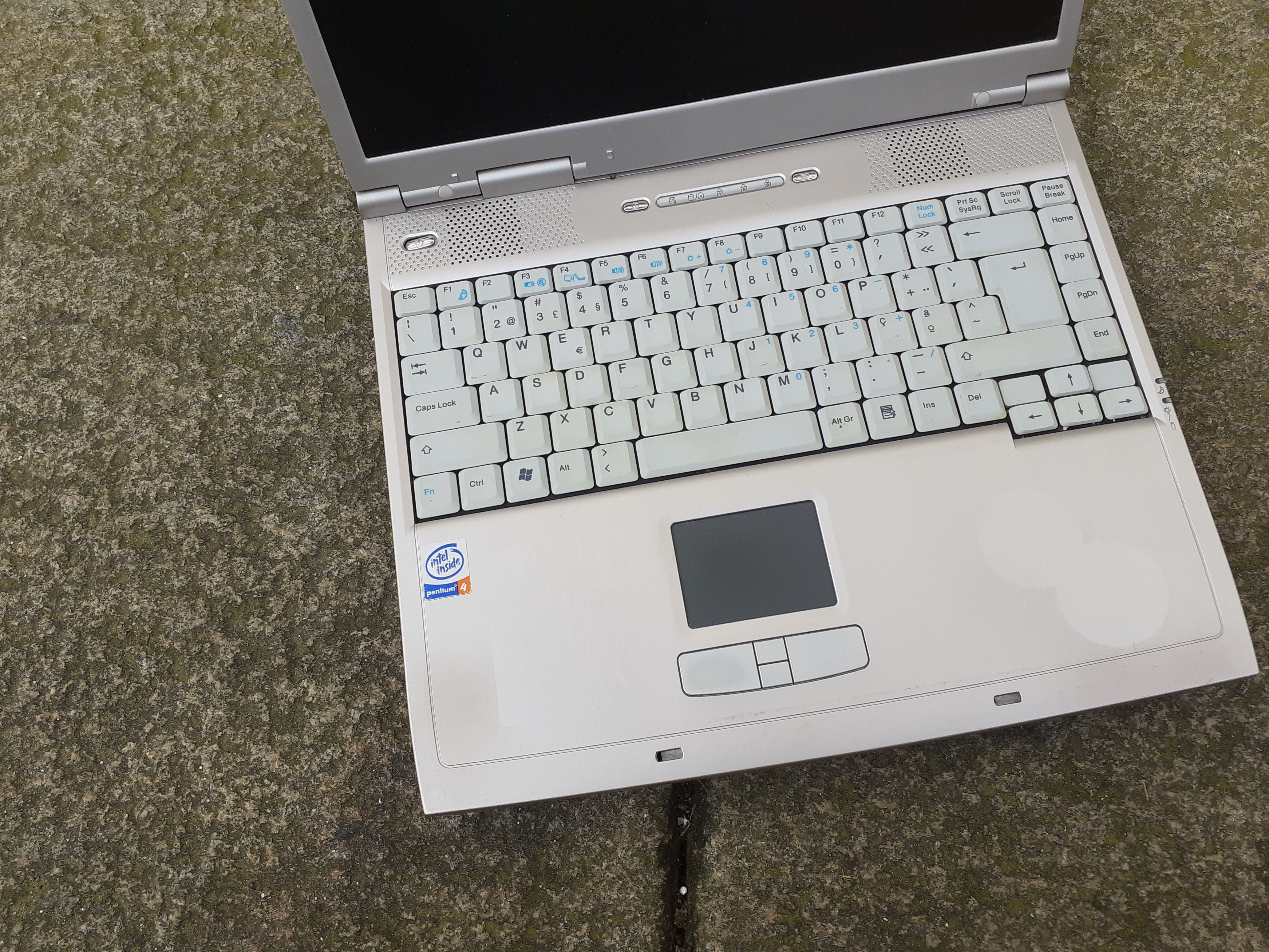 PC portátil AIRIS Modelo nº N35AS1
