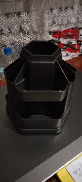 Бесплатно подставку под ручки