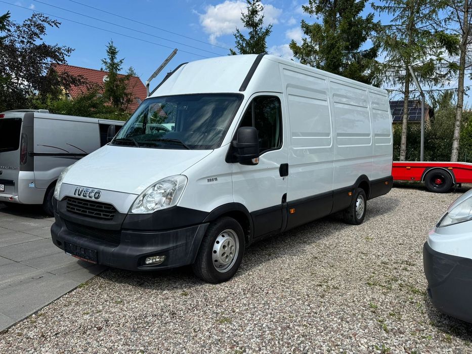 Iveco DAILY MAX DŁUGI PO LIFTOWY KLIMATYZACJA  Sprowadzony Zarejestrowany Gotowy do Pracy Pełna F-VAT MARŻA