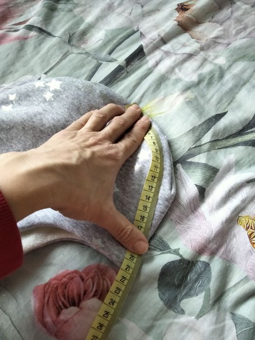 Новая зимняя шапка на девочку 5-6-7 лет