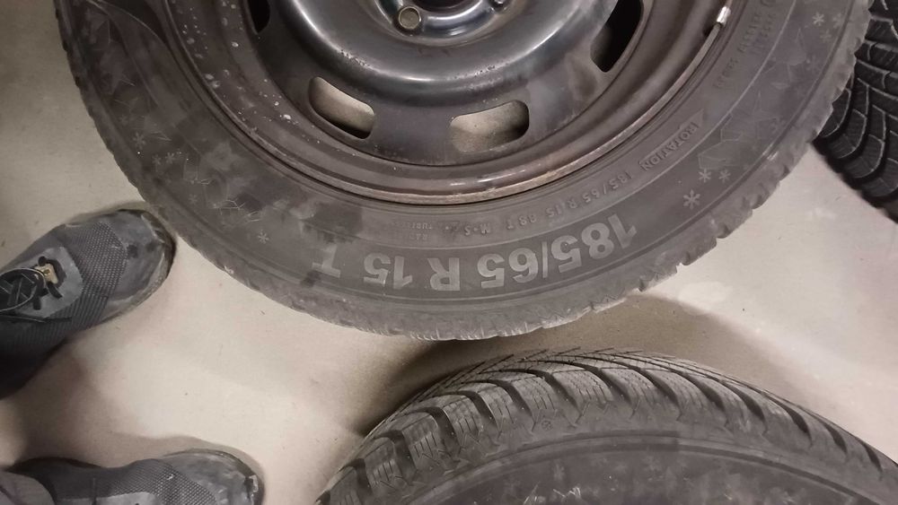 Opony zimowe 185/65 R15