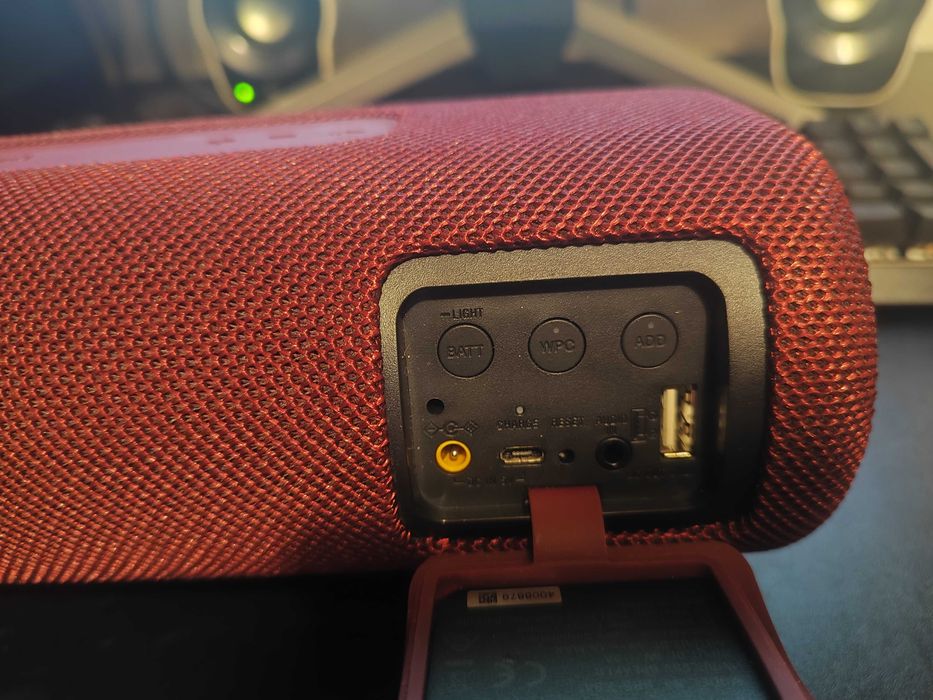 Coluna Bluetooth Sony SRS-XB31 – Som potente e luzes LED