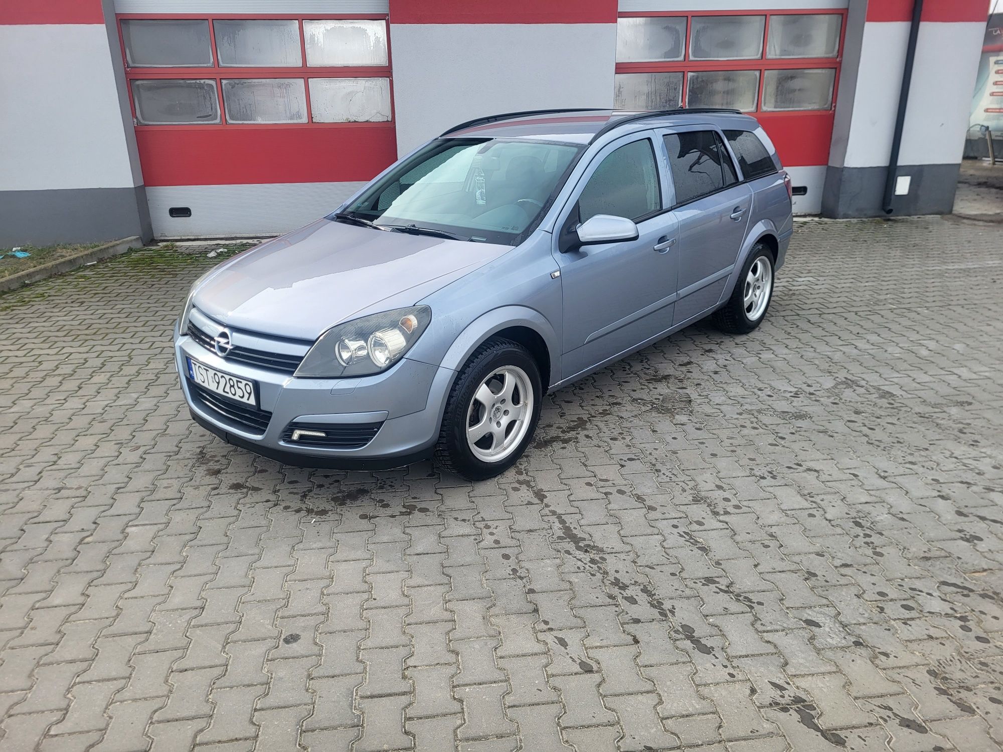 Opel Astra H 1.6 105KM LPG