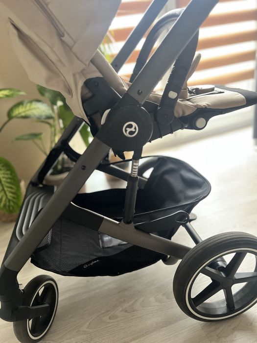 Cybex Balios S Lux 2024