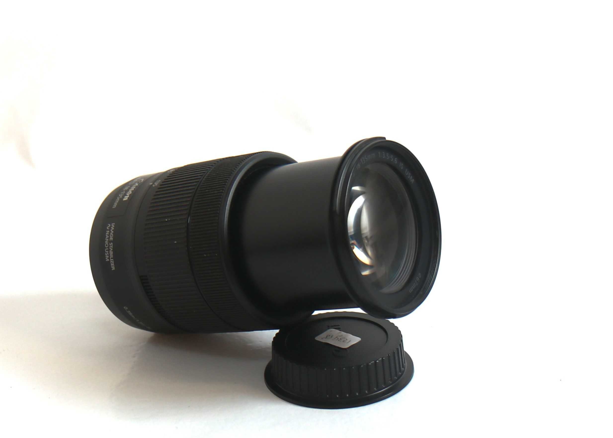 Lente Canon EF-S 18-135mm NANO IS SEM FOCO