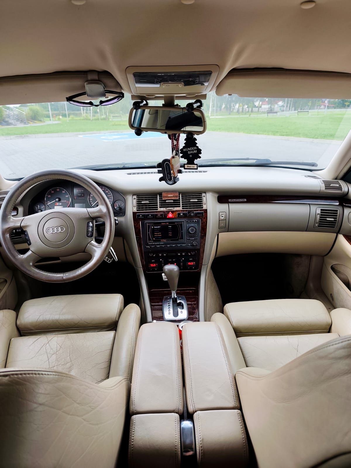 Audi A8 D2 4.2 B+G