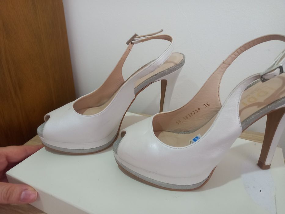 Sapatos noiva brancos