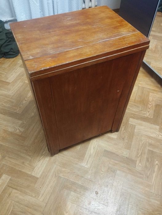 Старые швейные машинки продам самовывоз б/у