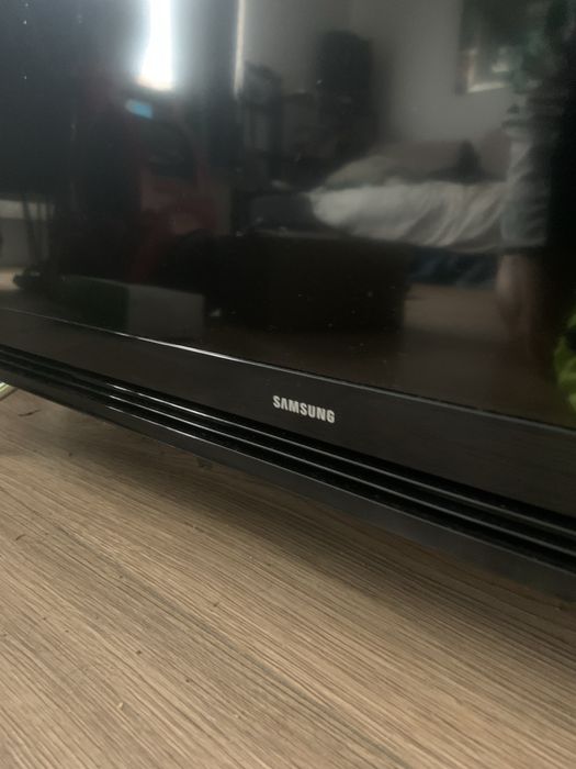 Telewior Samaung  32 cale UE32K4100AW Tv / Monitor
