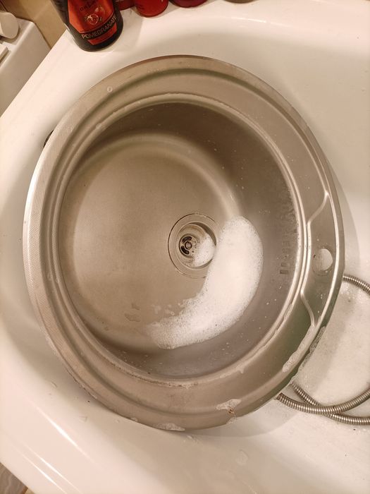 Мойка нержавіюча сталь на кухню