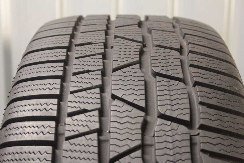 245/45/18 Continental ContiWinterContact TS830 P 245/45 R17 99H XL