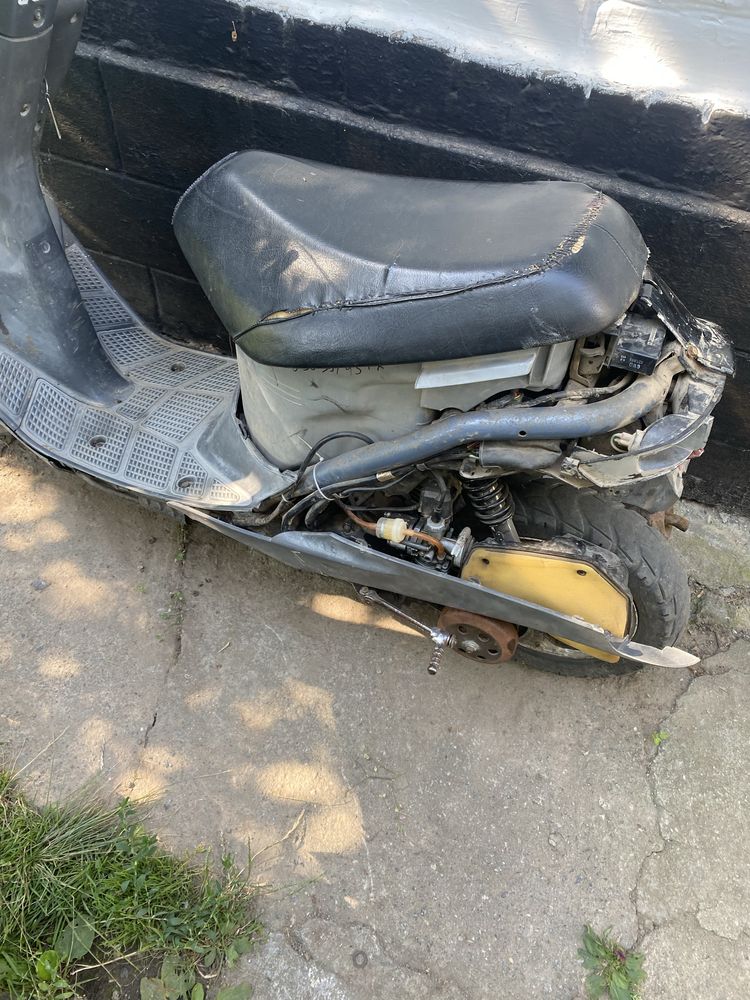Мопед Honda dio 18