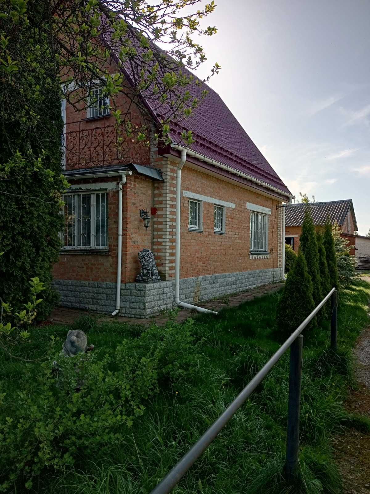 Терміновий продаж будинку в Лисовці Попільнянського району.