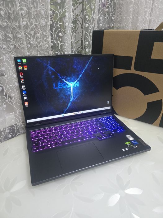 Legion PRO 5/16"/2K 240Hz/4070 140W/i7-13700HX×24CPU/SSD:1TB/DDR5:16GB