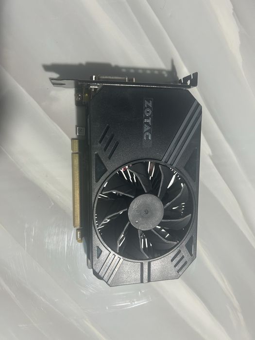 Видеокарта Zotac GTX1060 6gb на запчасти!