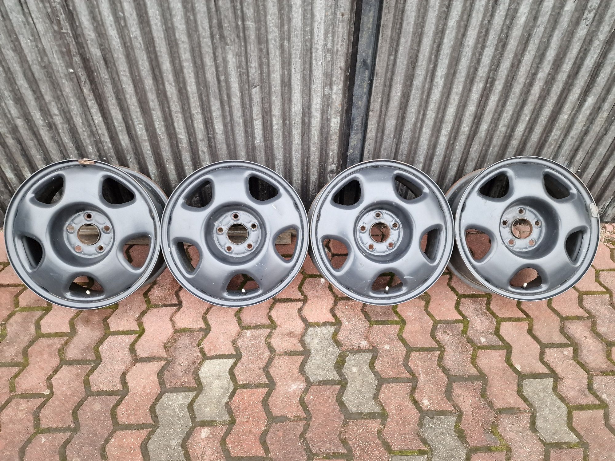 Felgi stalowe 17" Nissan Qashqai 5x114,3 X-Trail Renault Kadjar