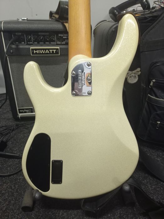 Бас гітара Ernie ball Music Man Sterling Sparkle white 4 bass USA