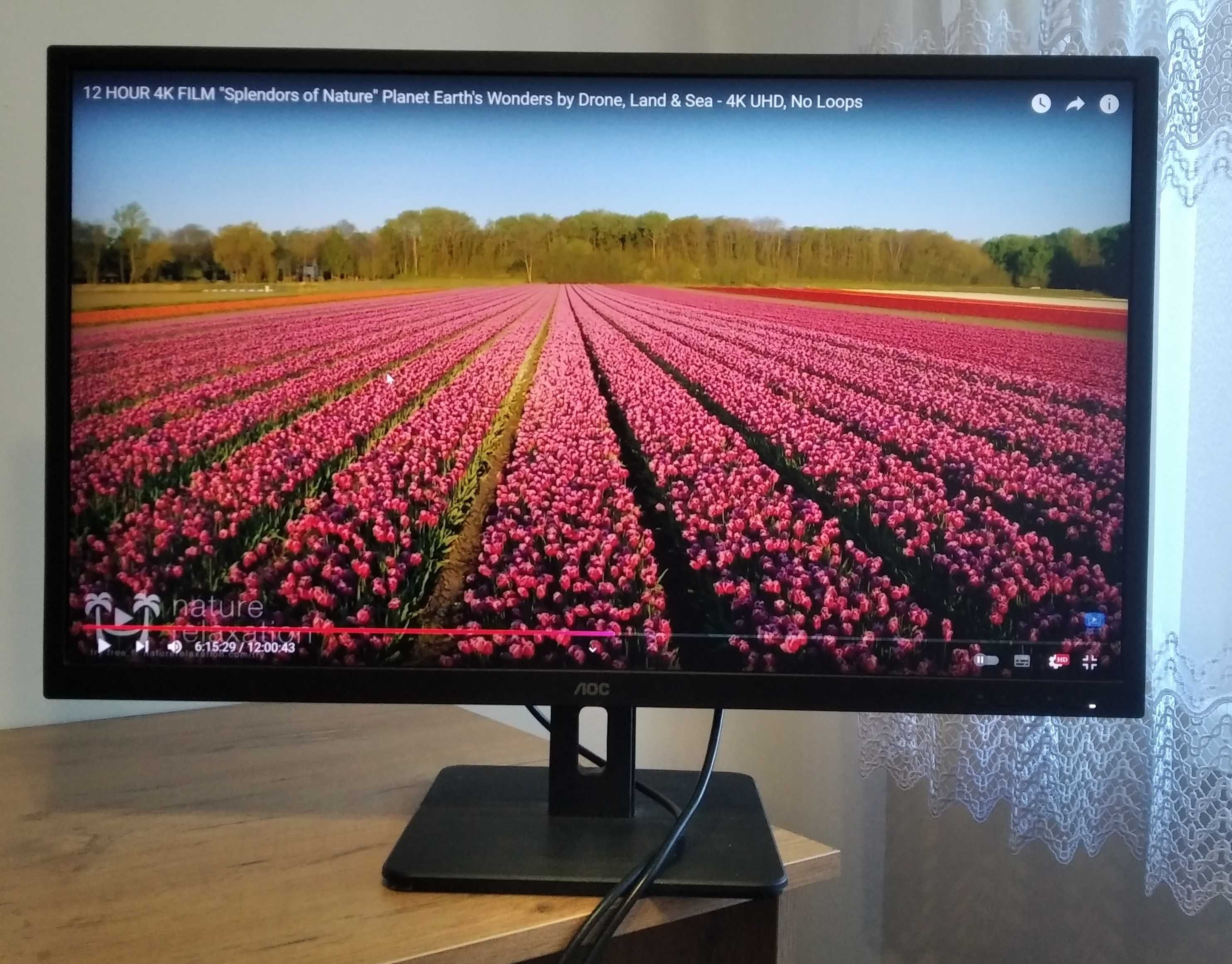 Monitor AOC 31,5 cala