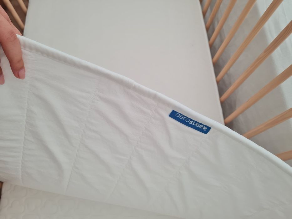 Berço Zippy 3 em 1 e colchão aerosleep