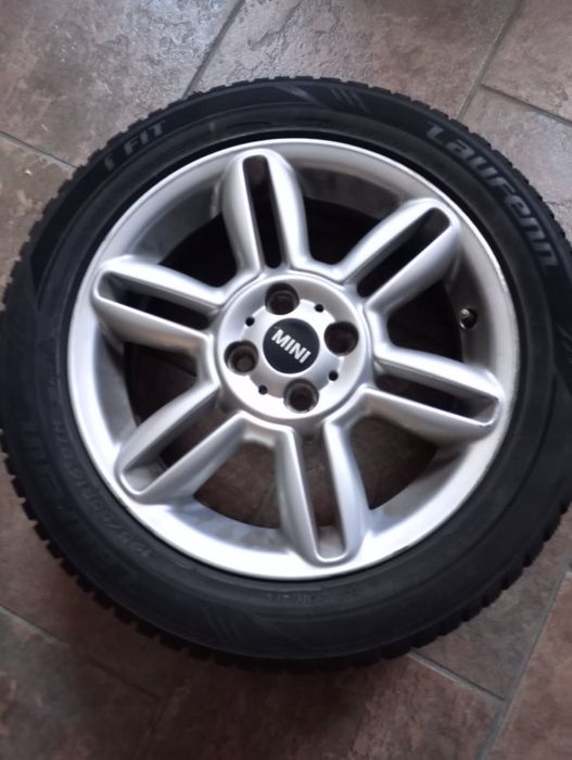 Opony zimowe z felgami aluminiowymi Mini cooper 16"