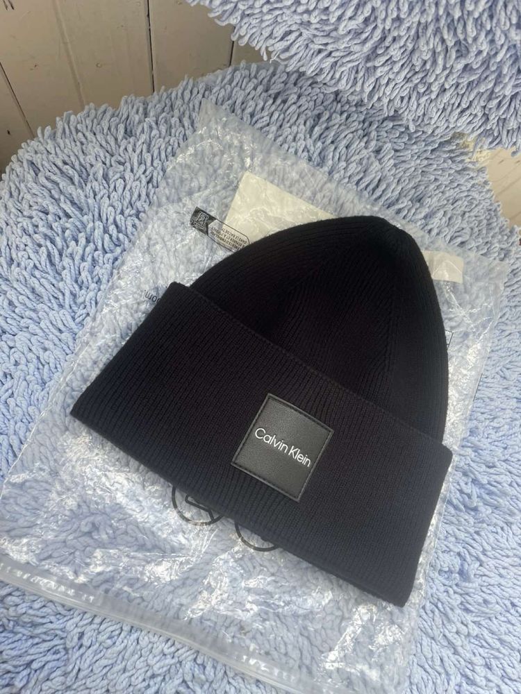 Шапка Calvin Klein